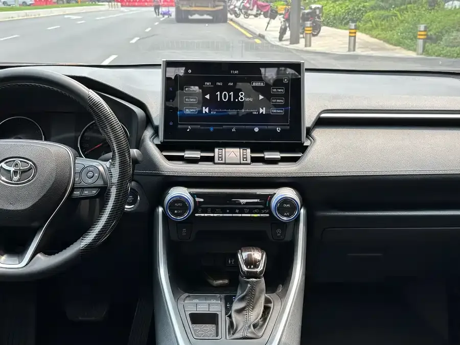 Toyota Wildlander Wildlander 2022 2.0L CVT 2WD Luxury Edition 2022 — миниатюра 5