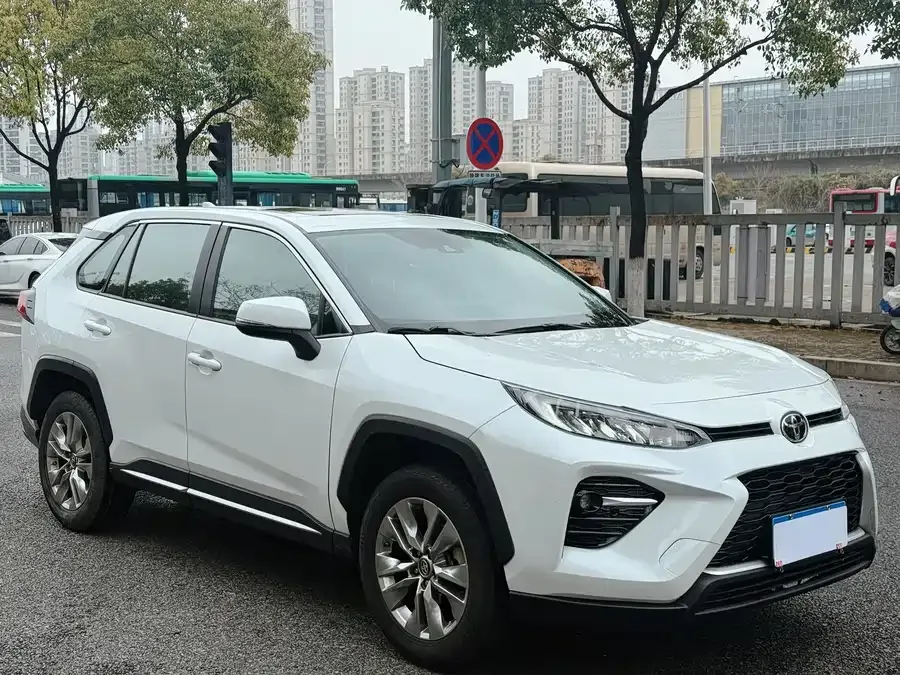 Toyota Wildlander Wildlander 2022 2.0L CVT 4WD Luxury Edition 2022 — миниатюра 3