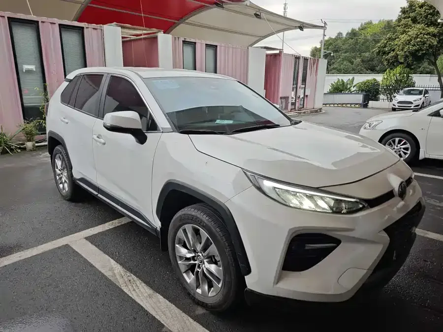 Toyota Wildlander Wildlander 2024 2.0L CVT 2WD Leading Edition 2025 — миниатюра 3