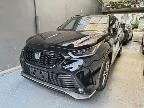 Toyota Crown Land 2026 купить в Москве