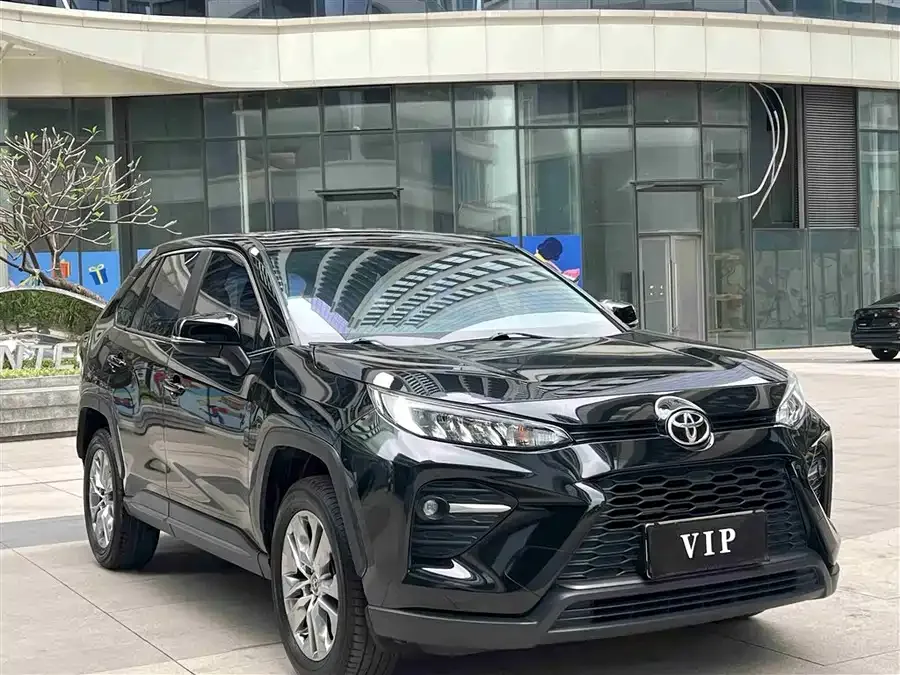 Toyota Wildlander Wildlander 2023 2.0L CVT 2WD Leading Edition 2023 — миниатюра 3