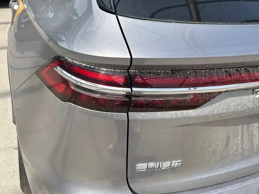 Geely Monjaro Xingyue L 2025 Dongfangyao 2.0TD Automatic Star-gazing Edition 2025 — миниатюра 2