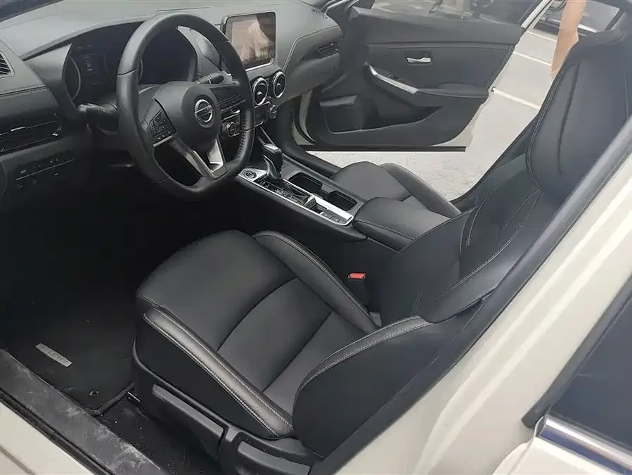Nissan Sylphy Sylphy 2022 1.6L XL CVT Enjoy Edition 2022 — миниатюра 3
