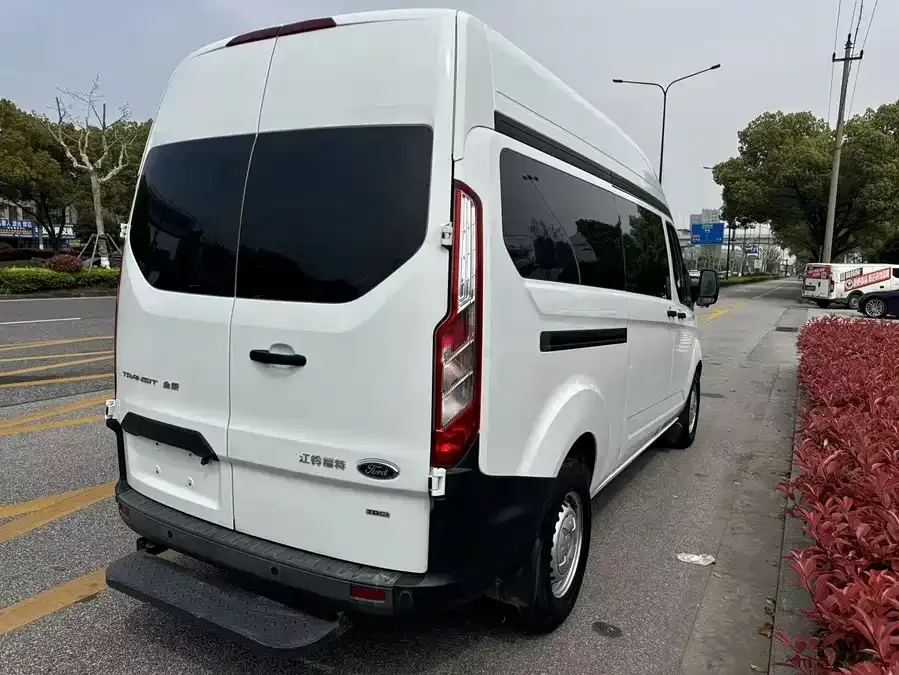 Ford Transit Transit 2019 2.0T diesel multi-purpose commercial vehicle center axle center roof 6 seats National VI 2022 — миниатюра 2