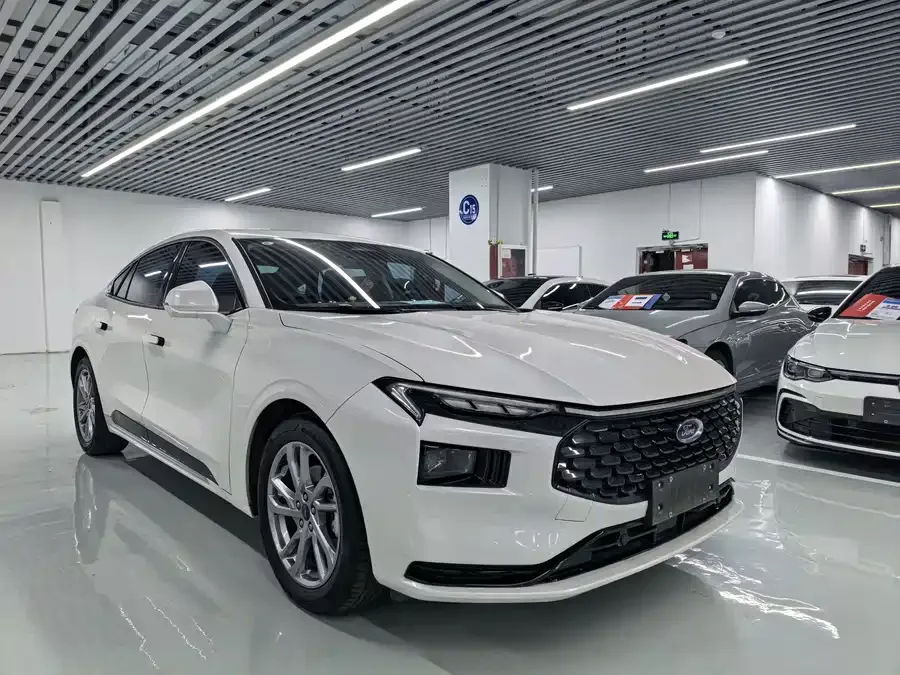 Ford Mondeo 2023 Mondeo EcoBoost 180 Luxury 2024 — миниатюра 3
