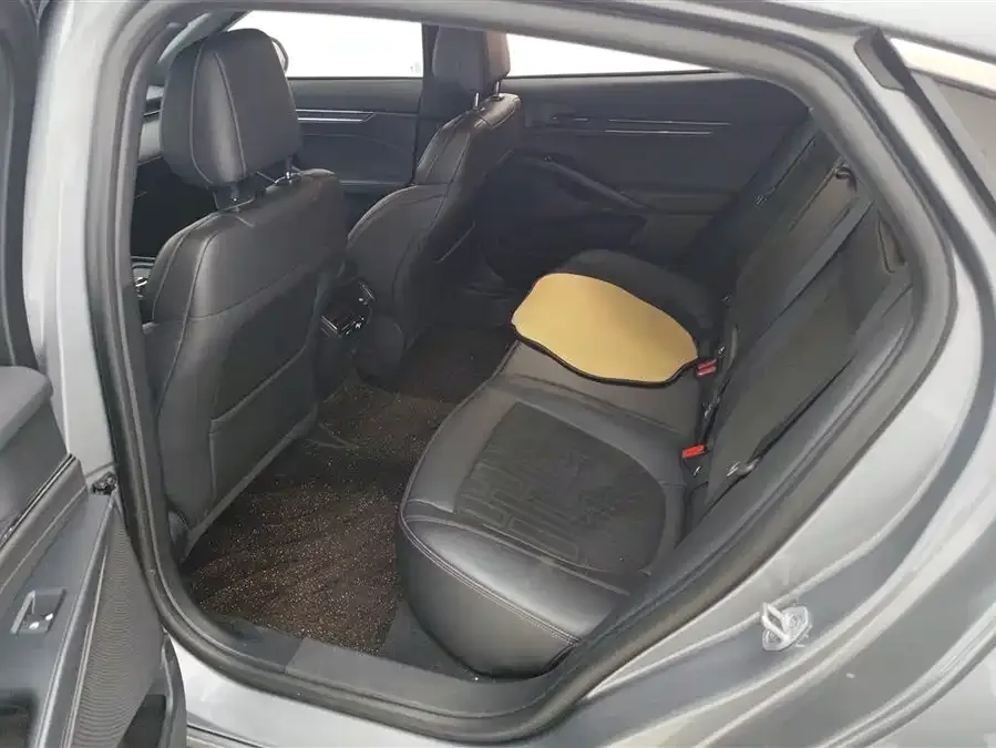 Ford Mondeo 2023 Mondeo EcoBoost 180 Comfort Edition 2024 — миниатюра 5