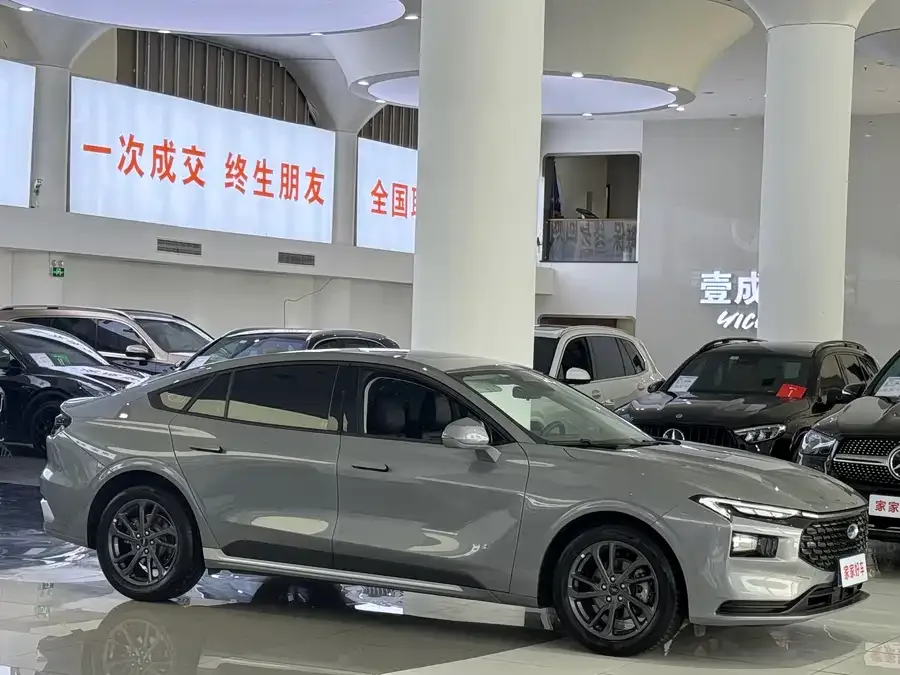 Ford Mondeo Mondeo 2025 2.0T EcoBoost Luxury Edition 2025 — миниатюра 3