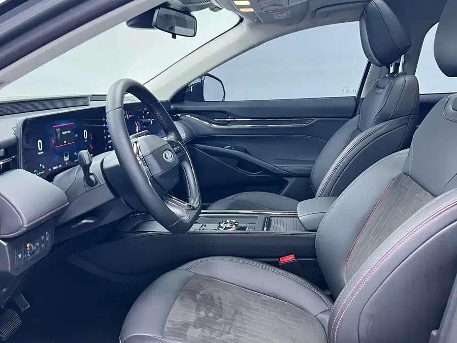 Ford Mondeo 2023 Mondeo EcoBoost 245 Luxury 2024 — миниатюра 2