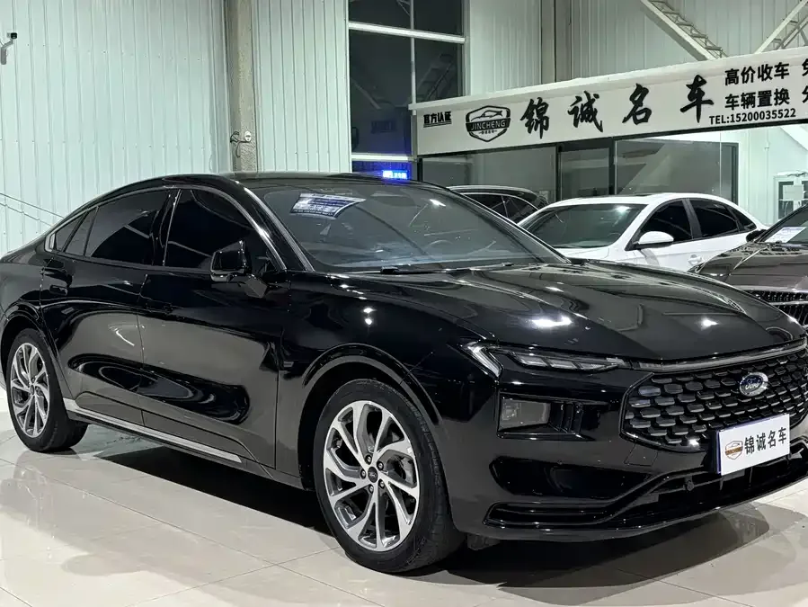 Ford Mondeo 2022 Mondeo EcoBoost 245 Extreme Edition 2023 — миниатюра 3