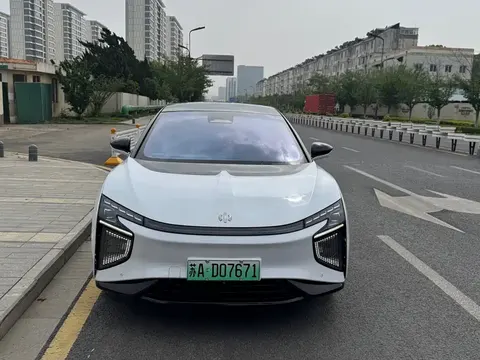 HiPhi X 2024 купить в Москве
