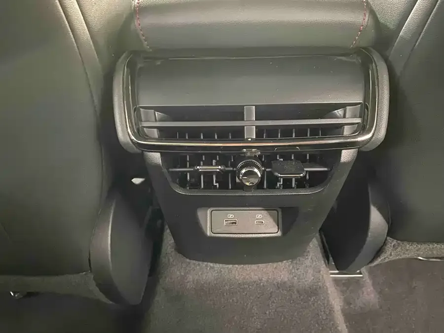 Ford Mondeo 2023 Mondeo EcoBoost 180 Comfort Edition 2024 — миниатюра 5