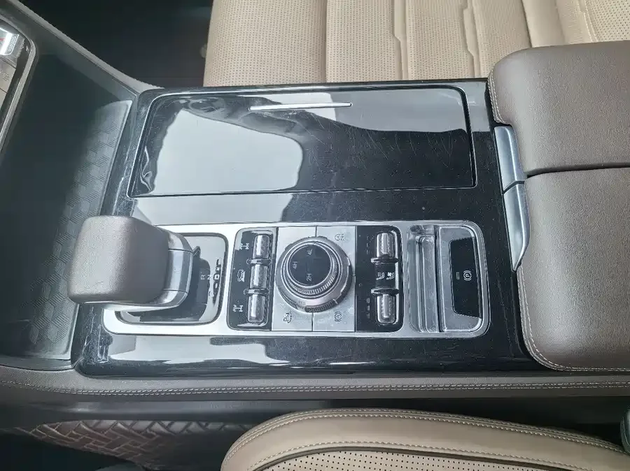 BAIC BJ60 Beijing Off-road BJ60 2023 2.0T Qianli Edition Five-seater 2024 — миниатюра 2