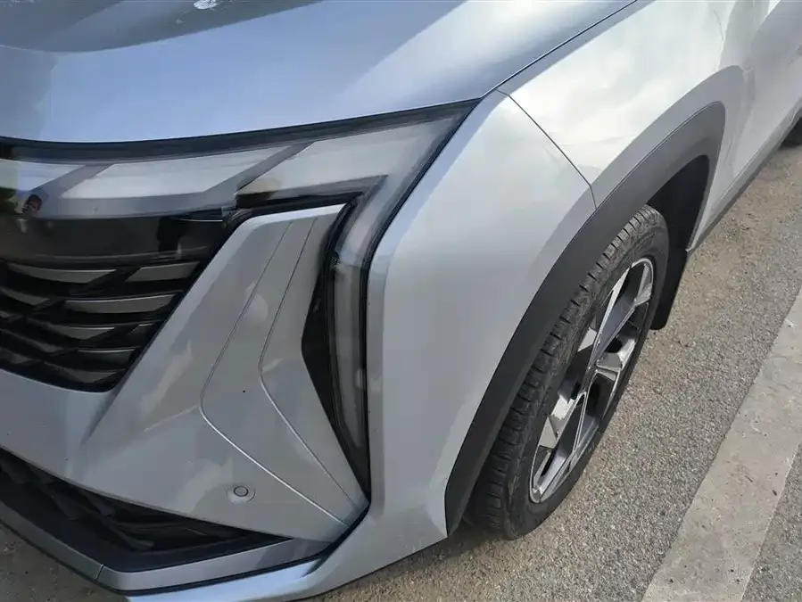 Geely Atlas L Boyue L 2023 1.5TD DCT Premium Edition 2023 — миниатюра 2