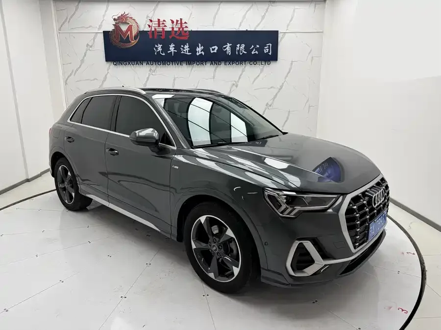 Audi Q3 2022 35 TFSI Fashionable and Dynamic 2022 — миниатюра 3