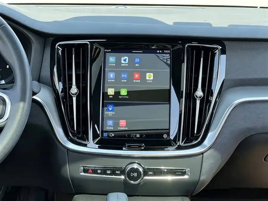 Volvo S60 2023 B4 Zhiyi Luxury Edition 2022 — миниатюра 4