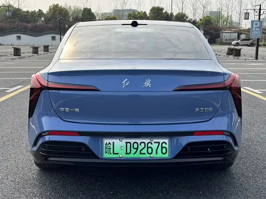 Hongqi Tiangong 05 Hongqi Tiangong 05 2025 750 Smart Edition 2025 — миниатюра 2