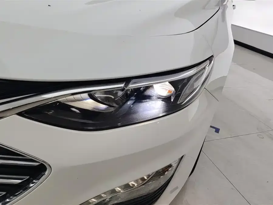 Chevrolet Malibu XL Malibu XL 2022 535T Automatic Sharp Edition 2023 — миниатюра 2