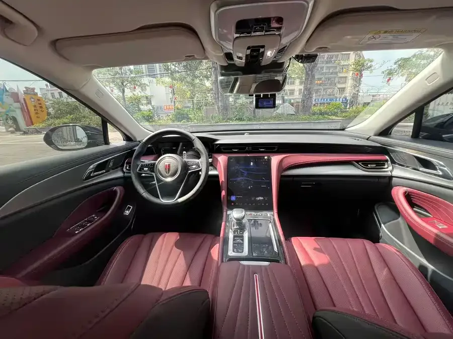 Hongqi H5 Hongqi H5 2022 Classic 1.5T DCT Flagship Edition 2023 — миниатюра 2