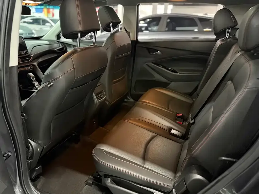 Chevrolet Volando Volando 2020 Mild Hybrid Redline 530T Automatic Enjoyment Edition (5+2 Model) 2023 — миниатюра 2