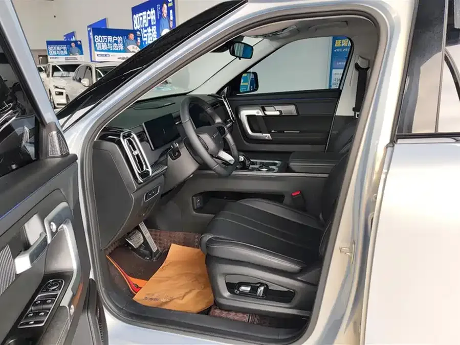 Chery exploration 06 Explore 06 2025 Urban Edition 1.6T 2WD Luxury 2025 — миниатюра 3