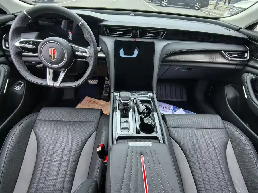 Hongqi H6 Hongqi H6 2024 2.0T Luxury Edition 2024 — миниатюра 2