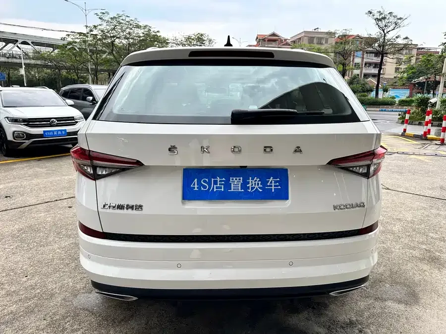 Skoda Kodiaq Kodiak 2024 TSI330 5-seater two-wheel drive luxury version 2024 — миниатюра 2
