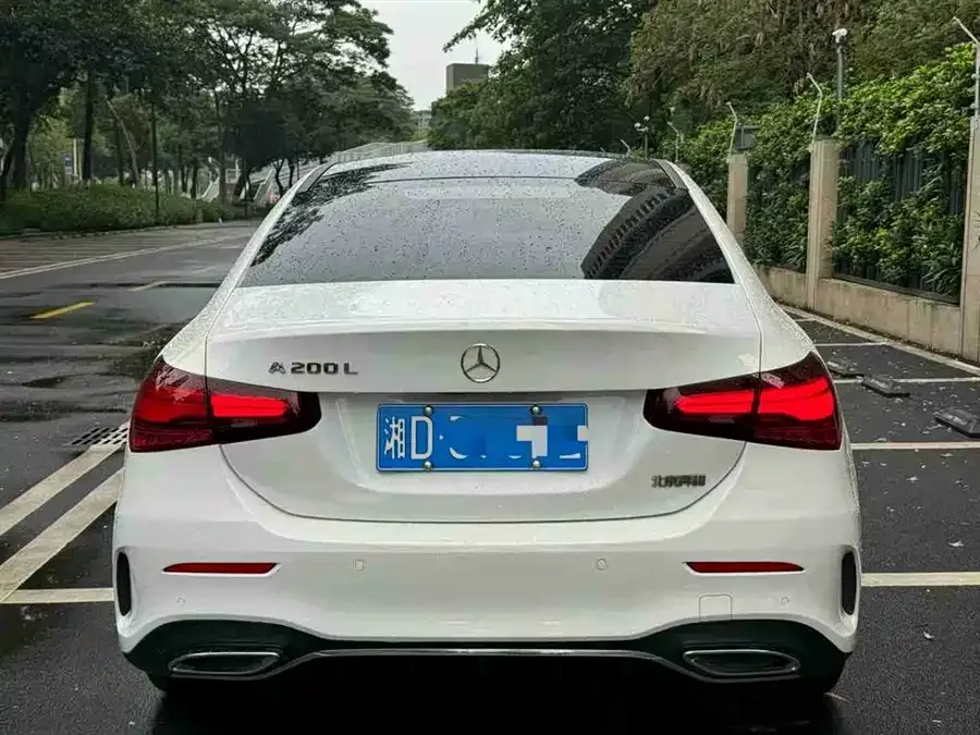 Mercedes-Benz Class A Mercedes-Benz A-Class 2023 A 200 L Fashion Edition 2023 — миниатюра 2