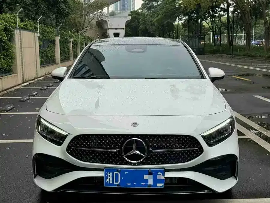 Mercedes-Benz Class A Mercedes-Benz A-Class 2023 A 200 L Fashion Edition 2023 — миниатюра 3