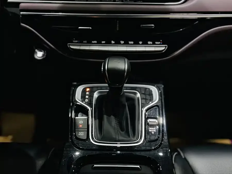 GAC Trumpchi M6 Trumpchi M6 2023 PRO 270T DCT Premium Edition 2024 — миниатюра 4