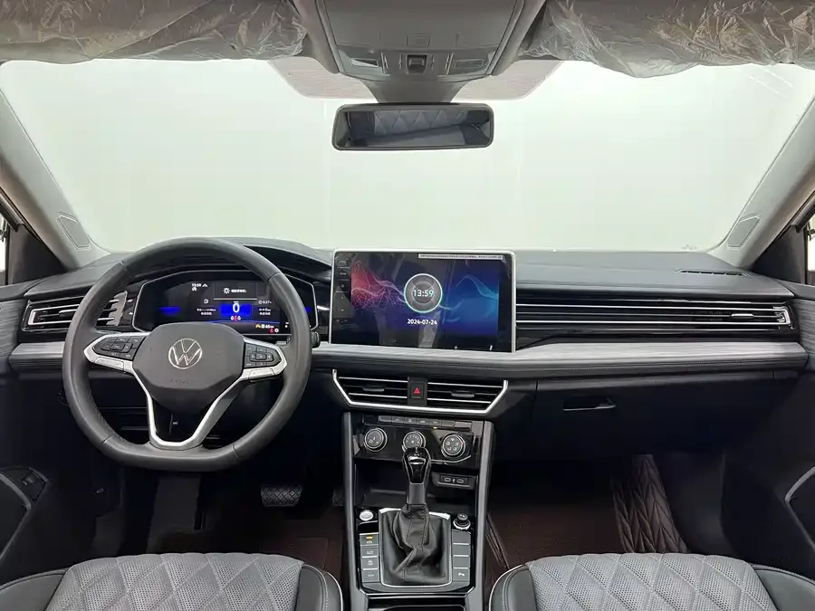 Volkswagen Sagitar 2023 Sagitar 300TSI DSG Beyond Edition 2023 — миниатюра 2