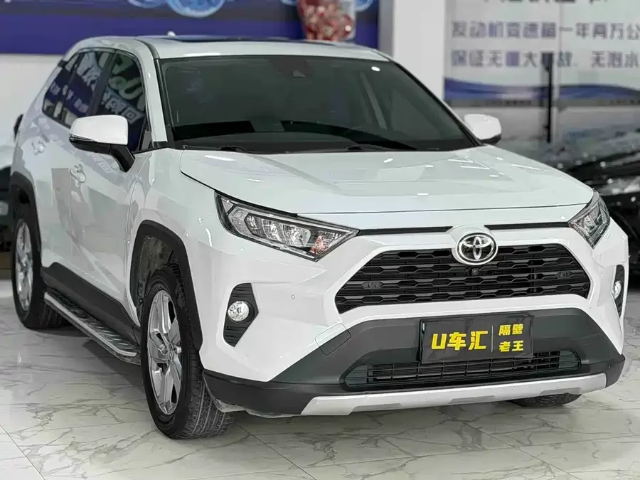 Toyota RAV4 RAV4 Rongfang 2022 2.0L CVT 2WD Fashion PLUS Edition 2023 — миниатюра 3