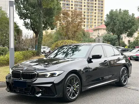 BMW 3 series 2023 купить в Москве