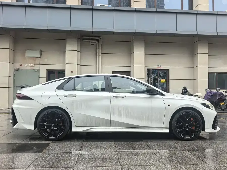 GAC Trumpchi Shadow Leopard Shadow Leopard 2023 400T Automatic R MAX 2023 — миниатюра 2