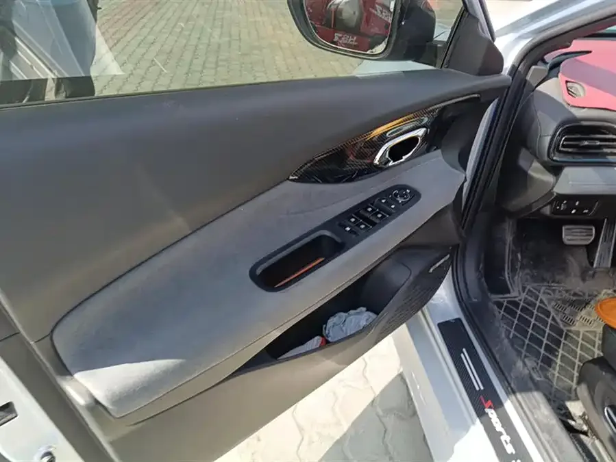 GAC Trumpchi Shadow Leopard Shadow Leopard 2023 400T Automatic R MAX 2024 — миниатюра 4