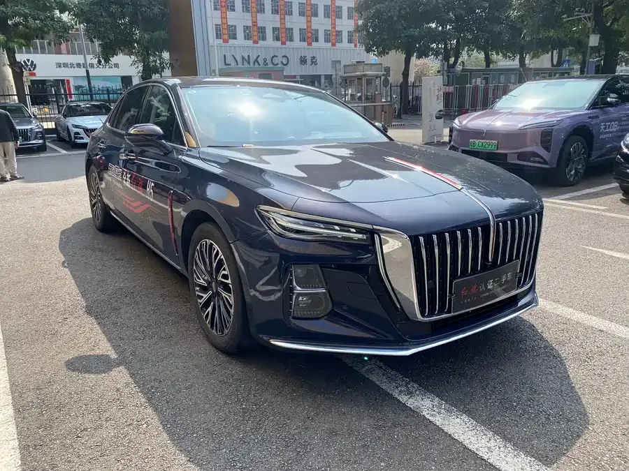 Hongqi H5 Hongqi H5 2024 2.0T Automatic Intelligent Connection Flagship Edition 2023 — миниатюра 3