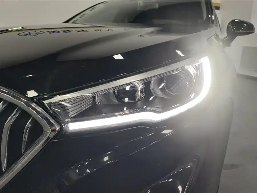 Hongqi H5 Hongqi H5 2022 Classic Model 1.8T Automatic Intelligent Connection Flagship Edition 2023 — миниатюра 2