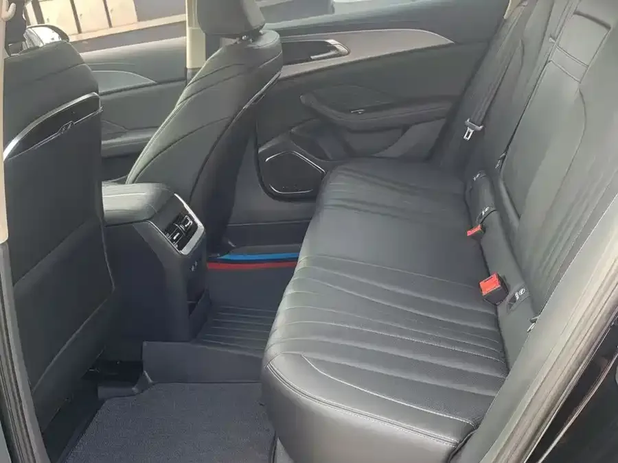 Hongqi H5 Hongqi H5 2023 2.0T Automatic Intelligent Connection Flagship Edition 2023 — миниатюра 5