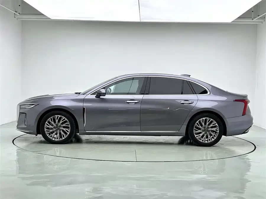 Hongqi H5 Hongqi H5 2023 2.0T Automatic Intelligent Connection Flagship Edition 2022 — миниатюра 2