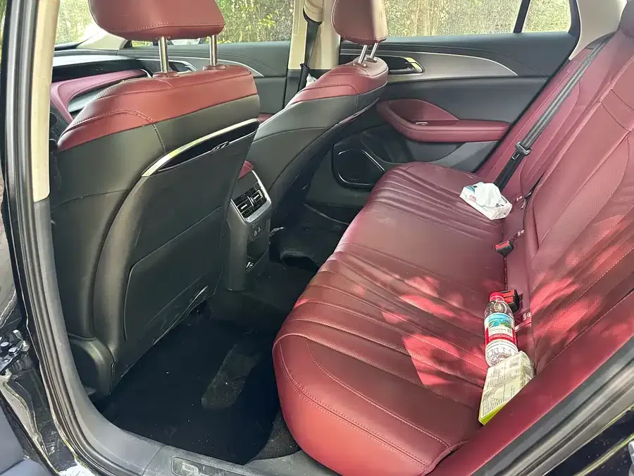 Hongqi H5 Hongqi H5 2024 2.0T Automatic Intelligent Connection Flagship Chang Edition 2024 — миниатюра 3
