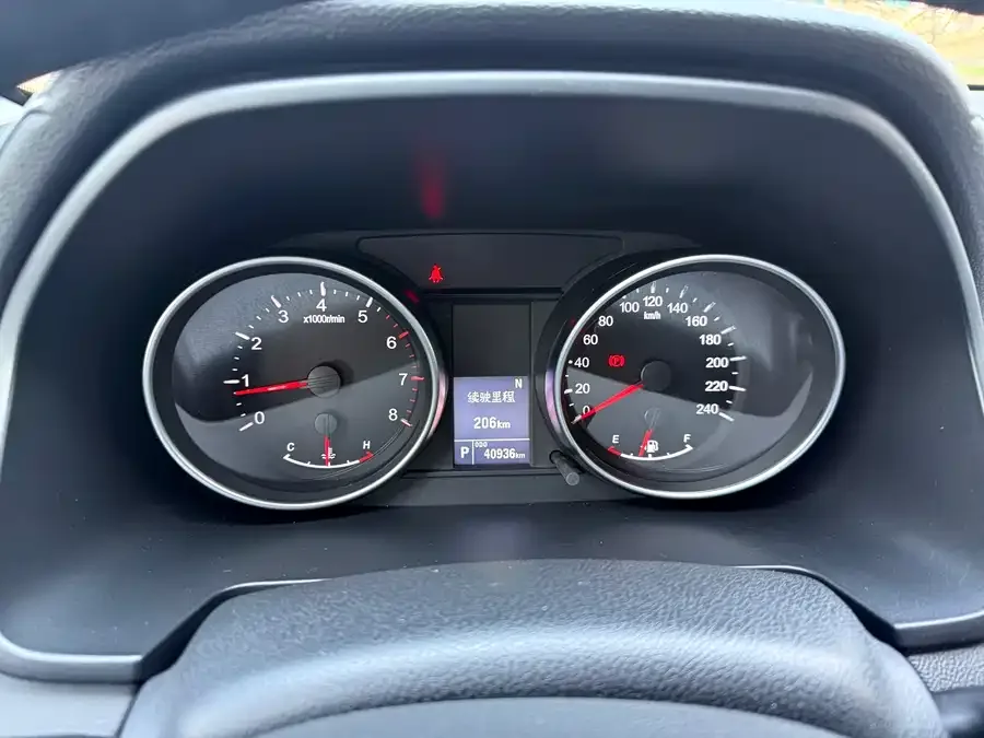 Haval M6 Haval M6 2023 PLUS 1.5T DCT Luxury Smart Connected Edition 2023 — миниатюра 3