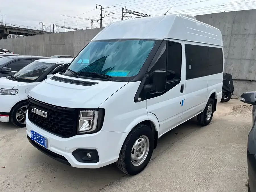 Jiangling Fushun Jiangling Fushun 2022 2.0T manual multi-purpose passenger car short-axle mid-high roof 6-seater 2024 — фото 1, купить с доставкой в Москву