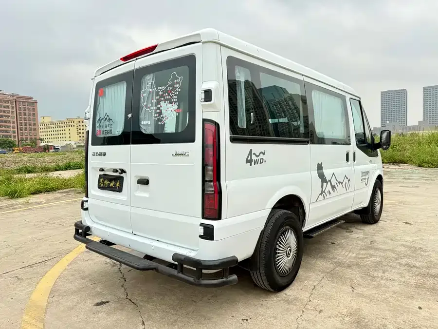 Jiangling Fushun Jiangling Fushun 2023 2.0T automatic short-axle low-top commercial multi-purpose passenger car with 6 seats and double tailgate 2024 — миниатюра 2