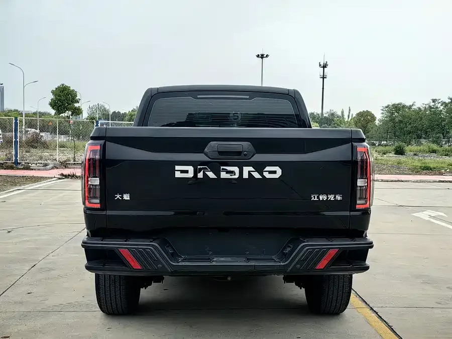 Jiangling Avenue 2024 Dadao Light Chaser 2.3T Diesel Automatic 2WD Standard Axle Enjoyable Edition 2025 — миниатюра 2