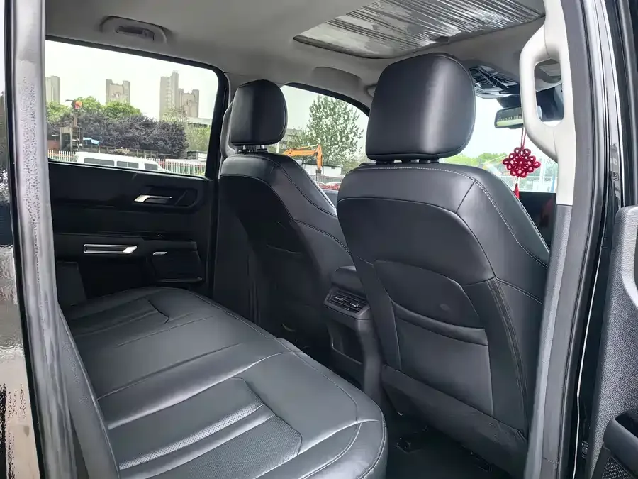 Jiangling Avenue 2024 Dadao Light Chaser 2.3T Diesel Automatic 2WD Standard Axle Enjoyable Edition 2025 — миниатюра 5