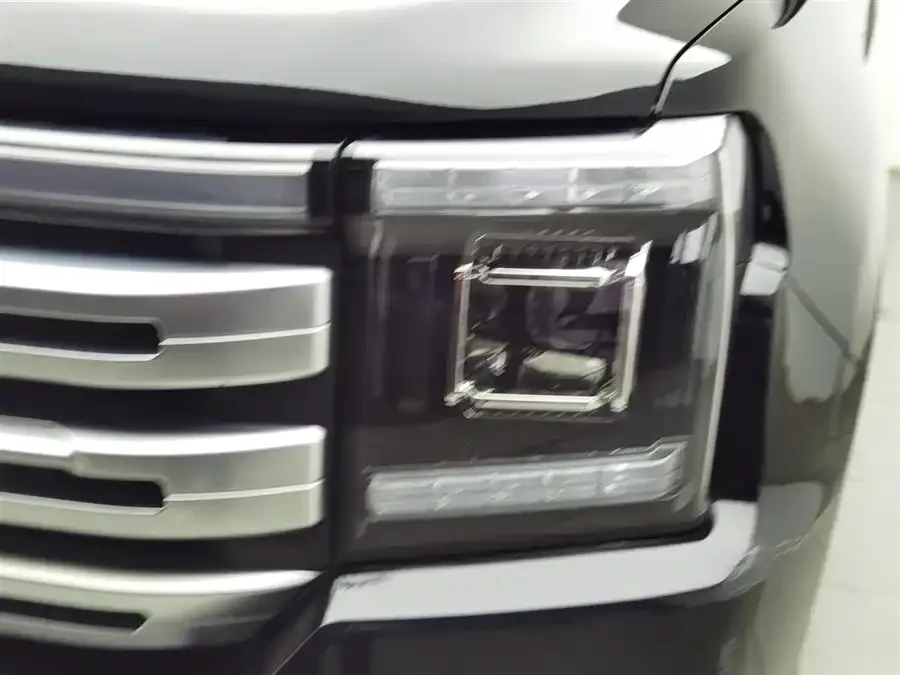 Jiangling Avenue 2023 Dadao Light Chaser 2.3T Diesel Automatic 4WD Standard Axle Supreme Edition 2023 — миниатюра 4