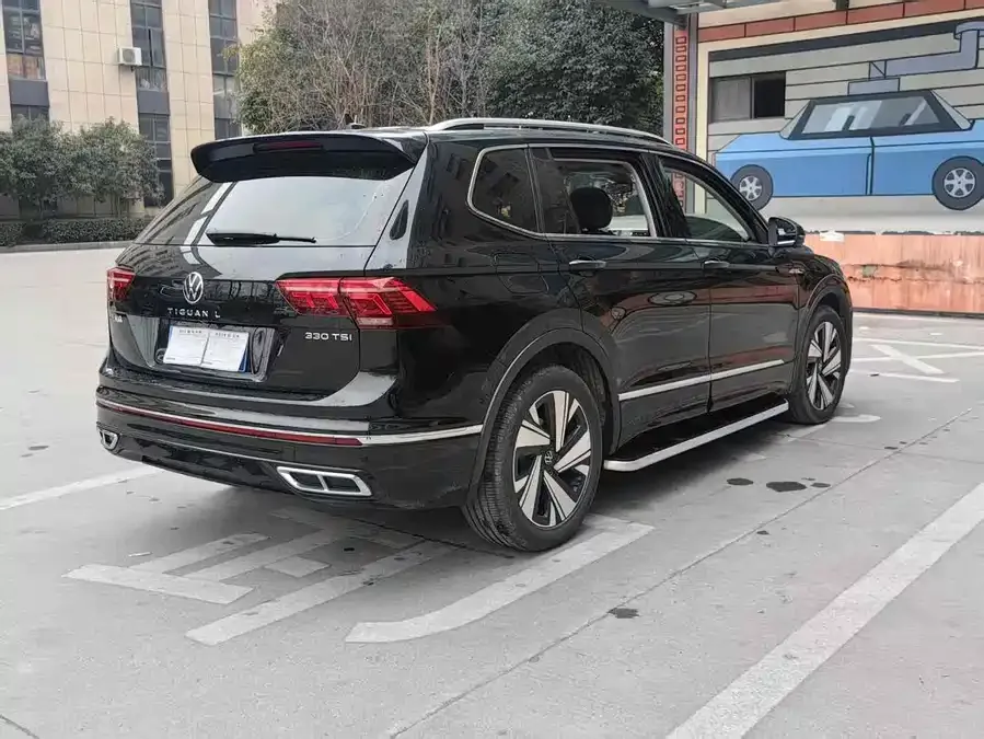 Volkswagen Tiguan L Tiguan L 2022 330TSI Automatic 2WD R-Line Enjoy Edition 2023 — миниатюра 4