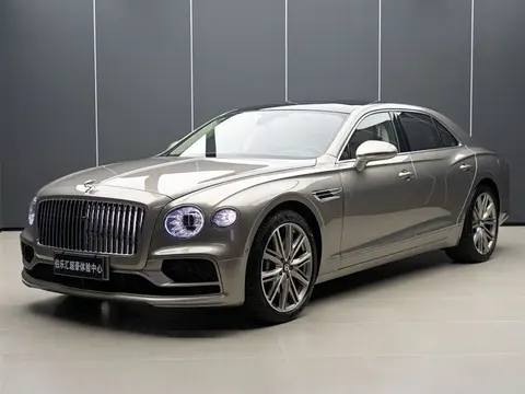 Bentley Flying Spur PHEV 2023 купить в Москве