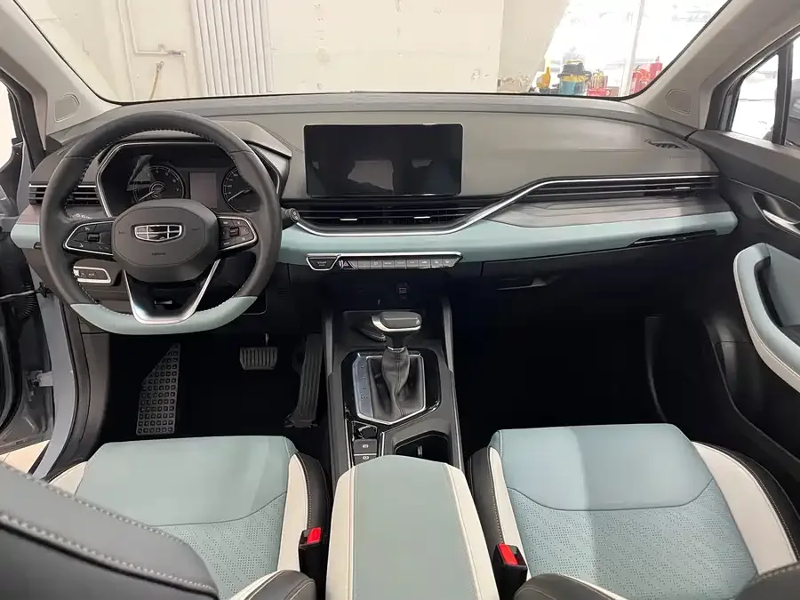 Geely Emgrand S Emgrand S 2022 1.4T CVT Crossover Player Edition 2022 — миниатюра 3