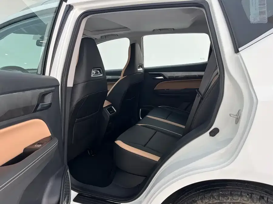 Geely Haoyue PRO Haoyue PRO 2024 1.5T DCT Vertical + 2024 — миниатюра 2