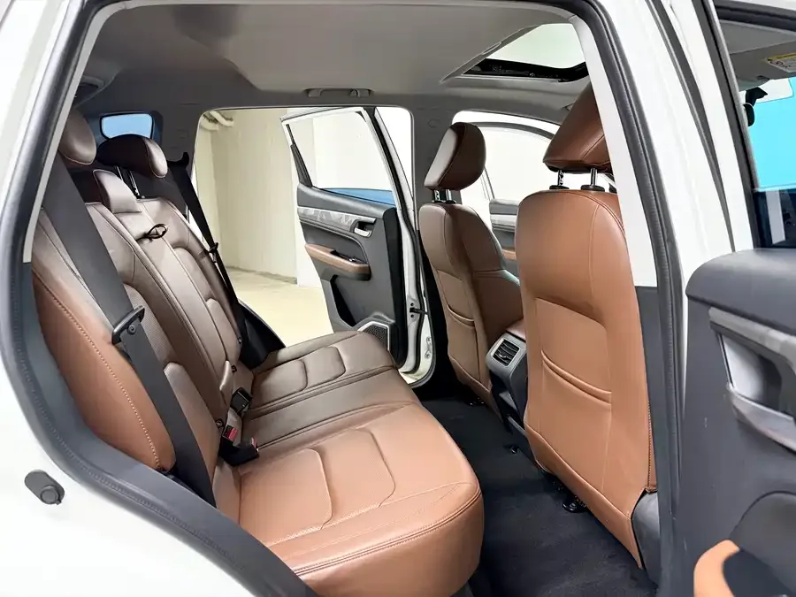 Geely Vision X6 Vision X6 2021 PRO 1.4T Automatic Premium Edition 2023 — миниатюра 3